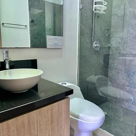 Apartamento En Bocagrande Con Balcon Y Vista Al Mar