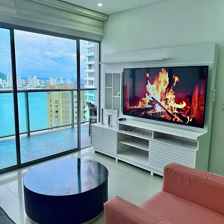 En Bocagrande Con Balcon Y Vista Al Mar Apartamento Cartagena
